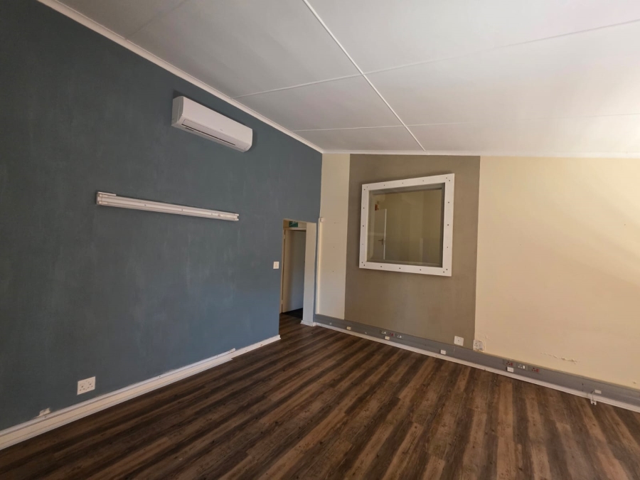 4 Bedroom Property for Sale in Fort Gale Eastern Cape